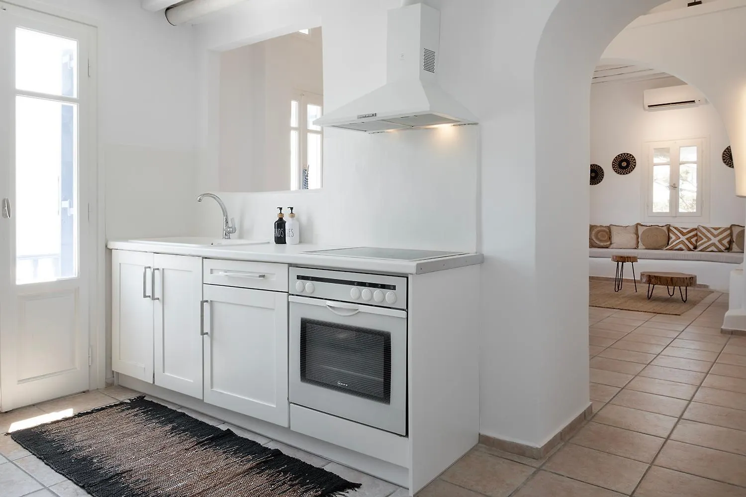 Mykonian Style W Shared Pool Houses 8 & 9 Ornos  Vakantiehuis Ornos (Mykonos)